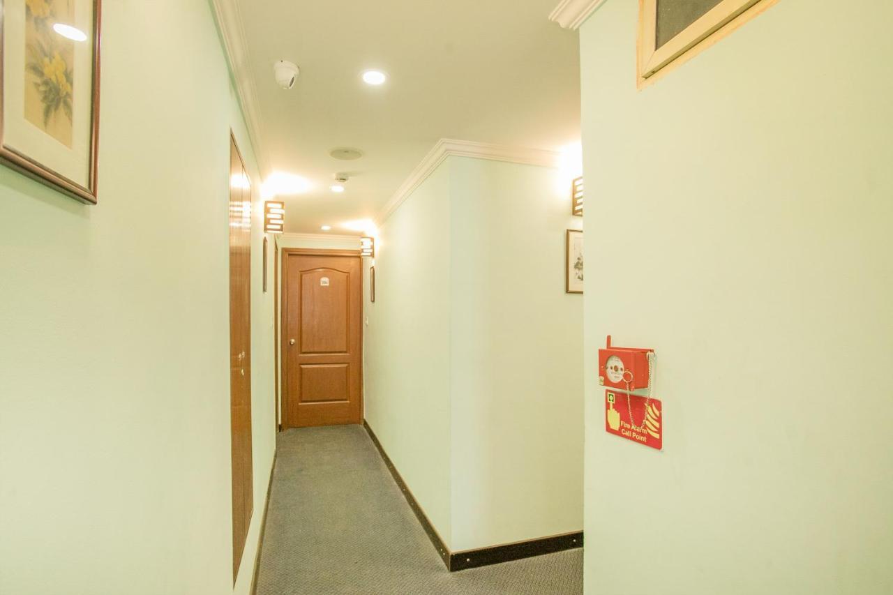 Oyo 9925 The Ocea International Hotel Bangalore Exterior foto